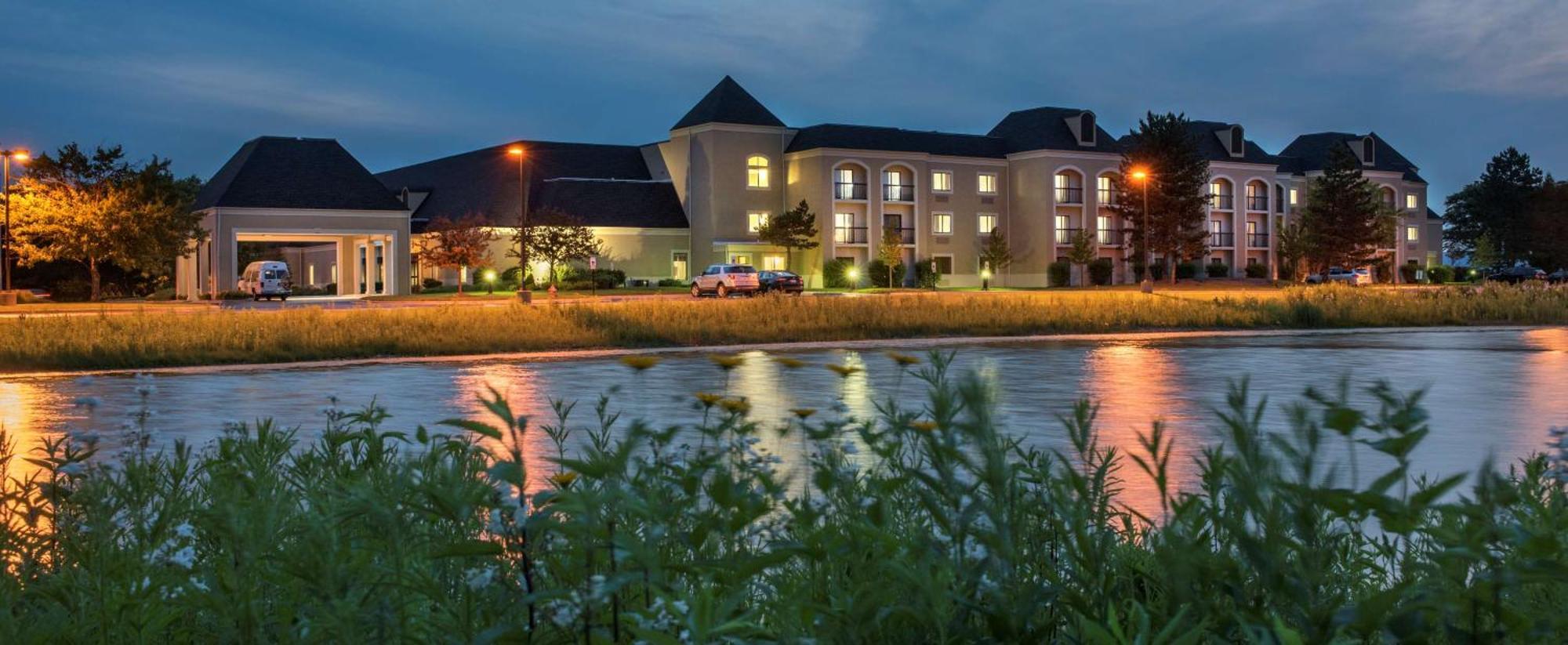 Doubletree By Hilton Hotel Chicago Wood Dale - Elk Grove Dış mekan fotoğraf